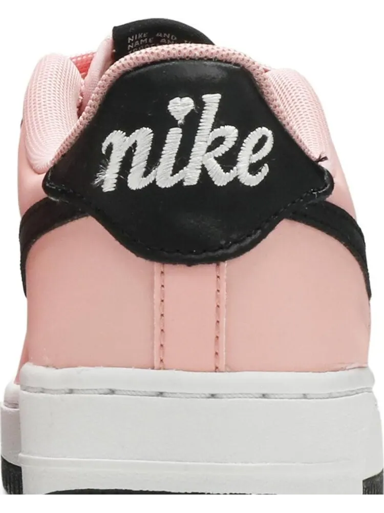 Кроссовки Nike Air Force 1 Low GS 'Valentine's Day' — изображение 7 из 8, розовый