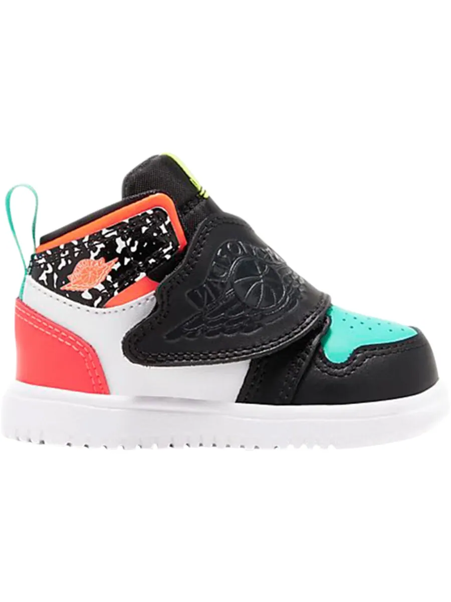 Кроссовки Nike Air Jordan Sky Jordan 1 TD 'Composition Notebook - Laser Crimson' — изображение 1 из 1, мультиколор