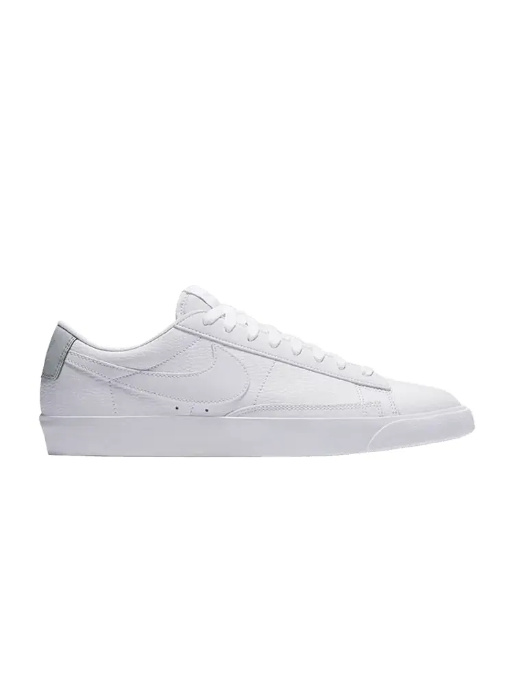 Кроссовки Nike Blazer Low LX — изображение 1 из 1, платиновый