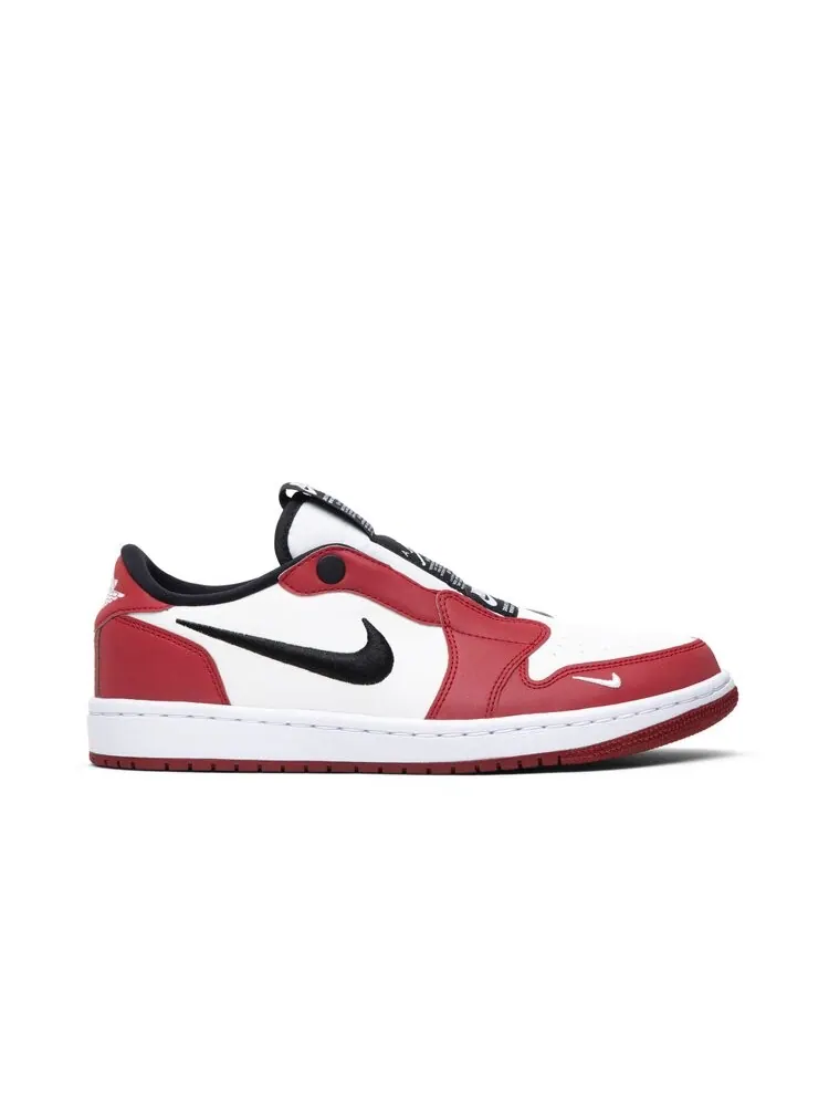Кроссовки Air Jordan Wmns Air Jordan 1 Low Slip 'Chicago' — изображение 1 из 4, красный