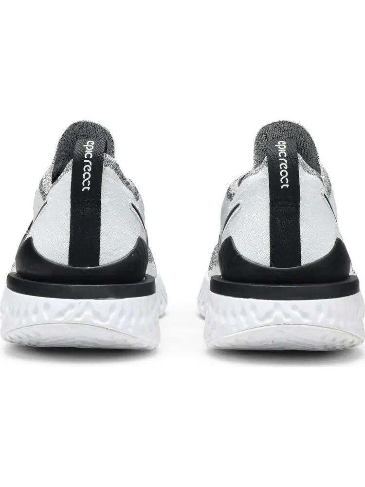 Кроссовки Nike Wmns Epic React Flyknit 2 'Oreo' — изображение 6 из 8, белый