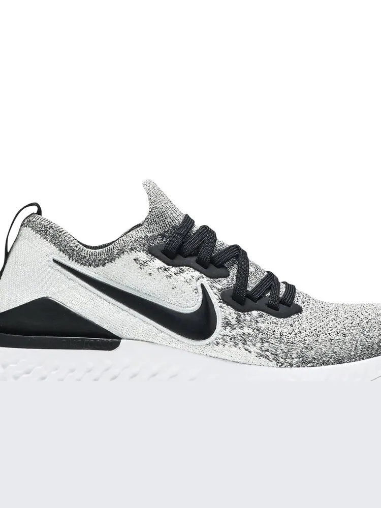 Кроссовки Nike Epic React Flyknit 2 'Oreo' — изображение 2 из 4, белый
