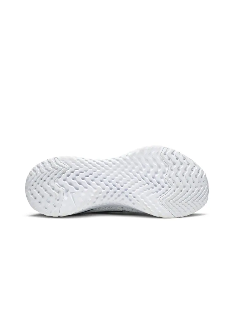 Кроссовки Nike Epic React Flyknit 2 'Oreo' — изображение 4 из 4, белый