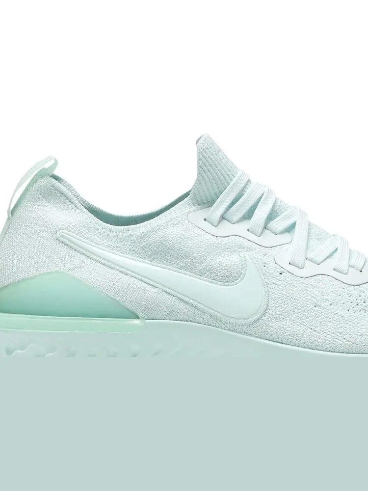 Кроссовки Nike Epic React Flyknit 2 'Teal Tint' — изображение 2 из 8, бирюзовый