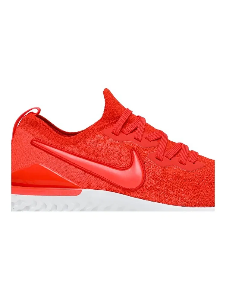 Кроссовки Nike Epic React Flyknit 2 'Chile Red' — изображение 2 из 4, красный
