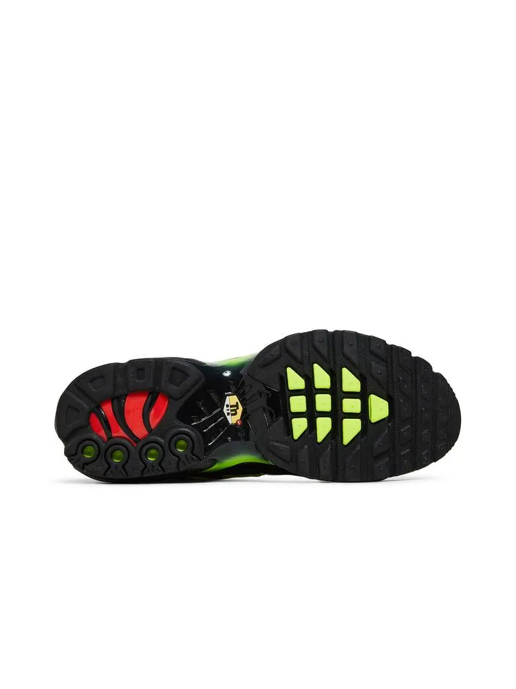 Кроссовки Nike Air Max Plus RF GS 'White Volt' — изображение 5 из 9, белый//черный