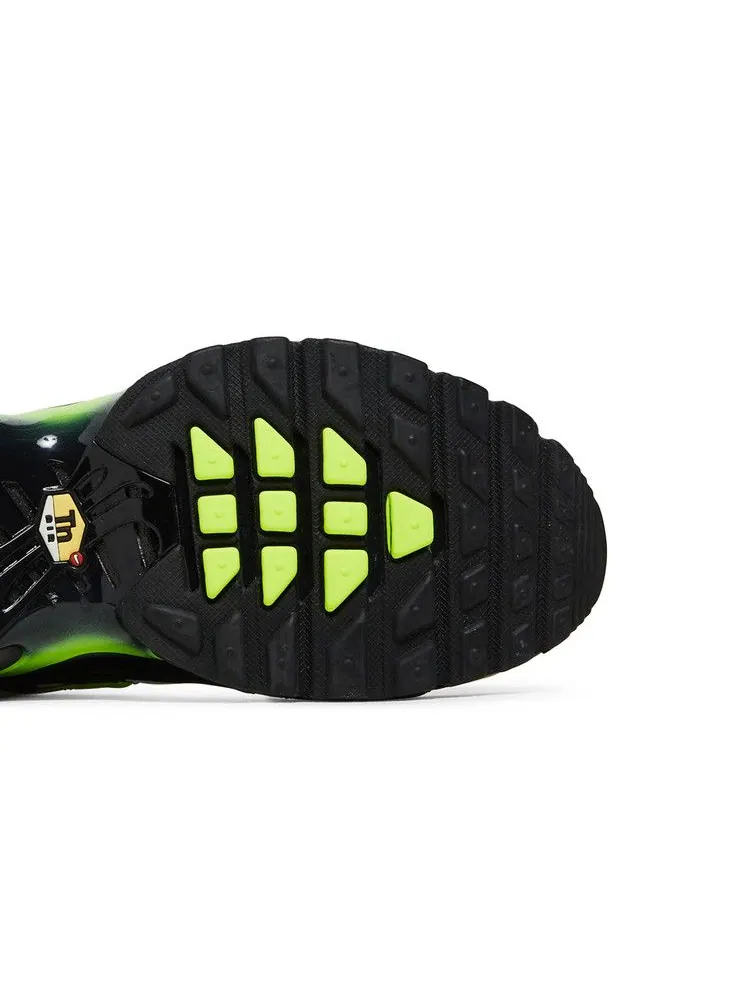 Кроссовки Nike Air Max Plus RF GS 'White Volt' — изображение 6 из 9, белый//черный