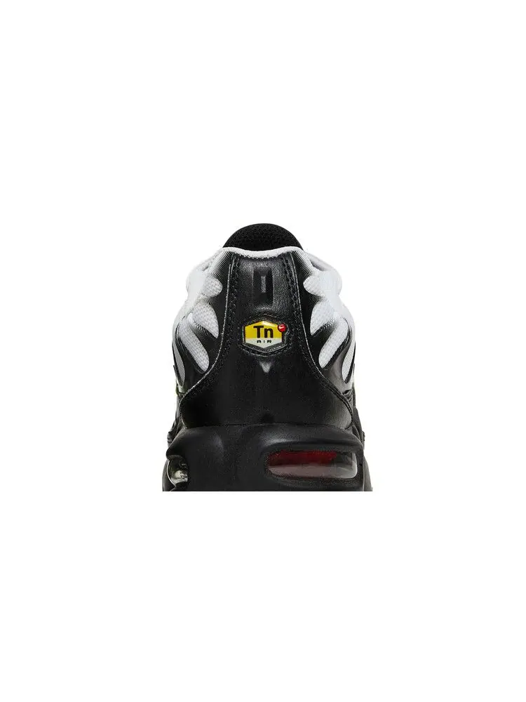 Кроссовки Nike Air Max Plus RF GS 'White Volt' — изображение 8 из 9, белый//черный