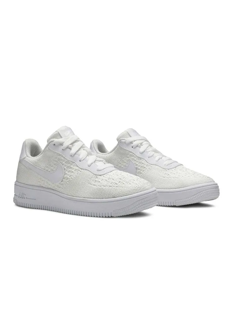 Кроссовки Nike Air Force 1 Flyknit 2.0 GS 'Triple White' — изображение 9 из 9, белый/белый/белый