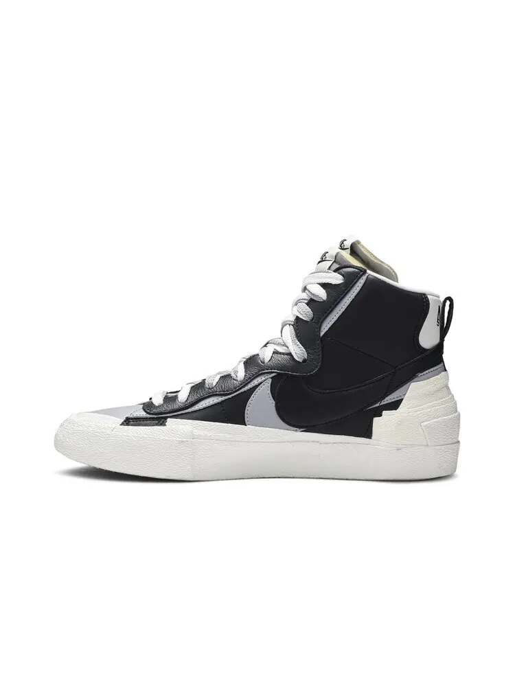 Кроссовки Nike sacai x Blazer Mid 'Black Grey' — изображение 3 из 4, черный