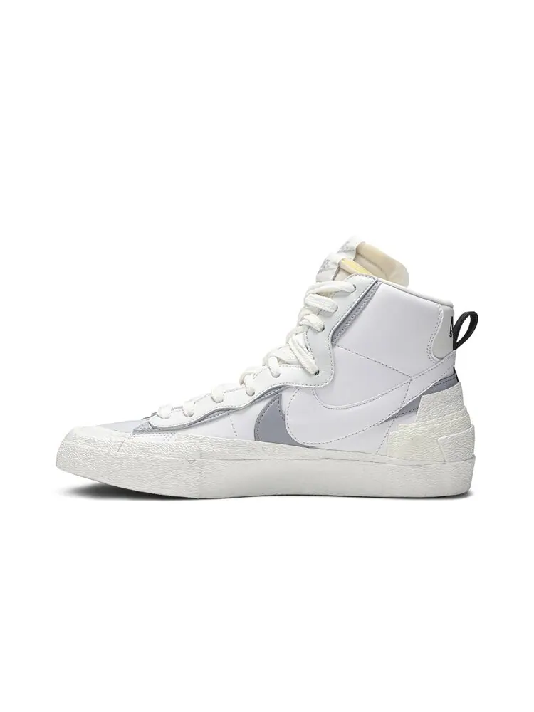 Кроссовки Nike sacai x Blazer Mid 'White Grey' — изображение 3 из 4, белый