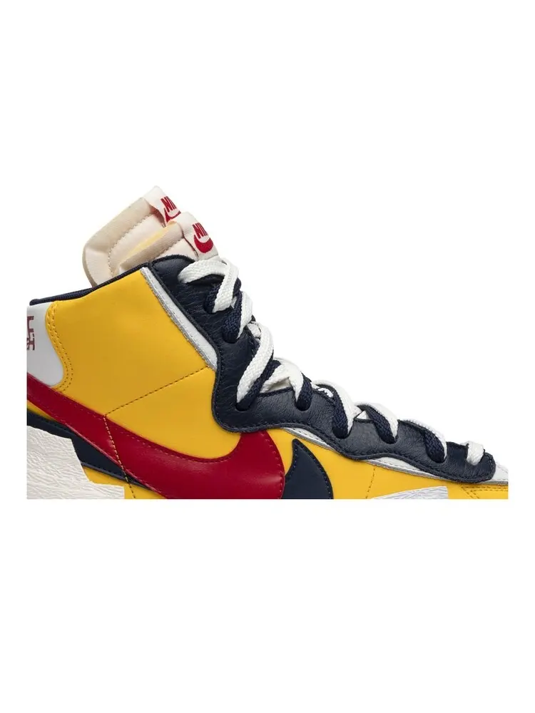 Кроссовки Nike sacai x Blazer Mid 'Maize Navy' — изображение 2 из 4, желтый