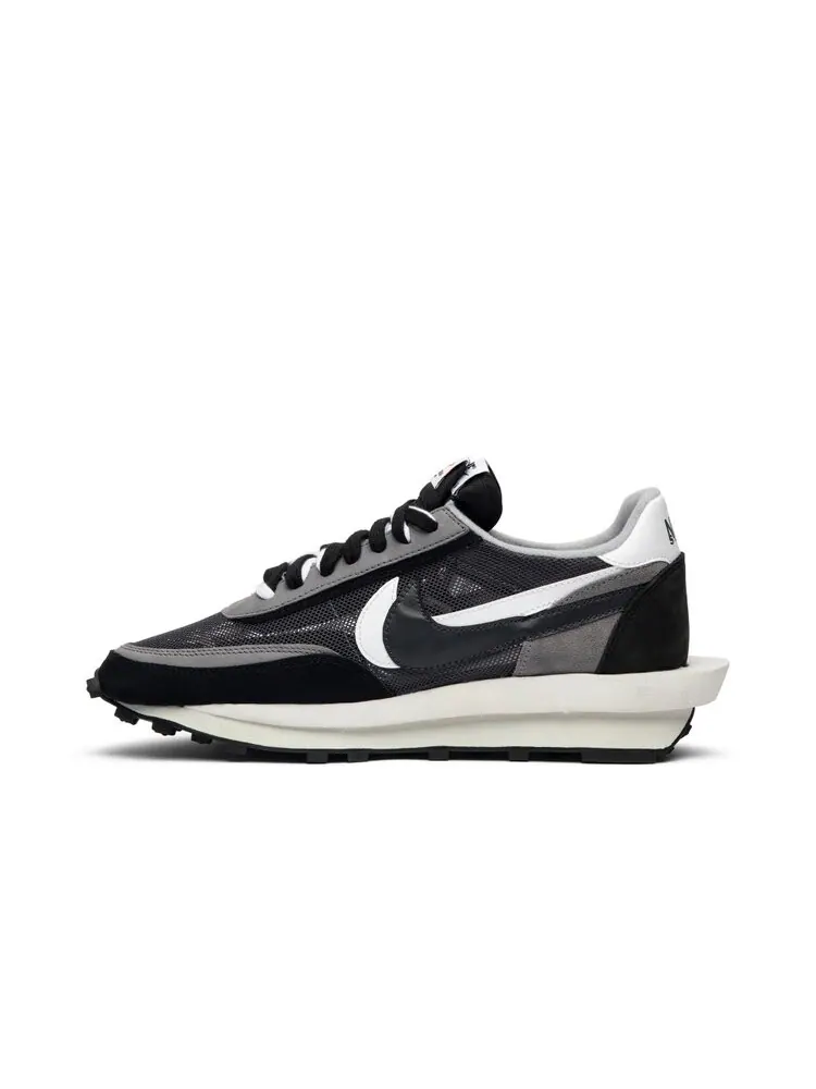 Кроссовки Nike sacai x LDWaffle 'Black' — изображение 3 из 4, черный