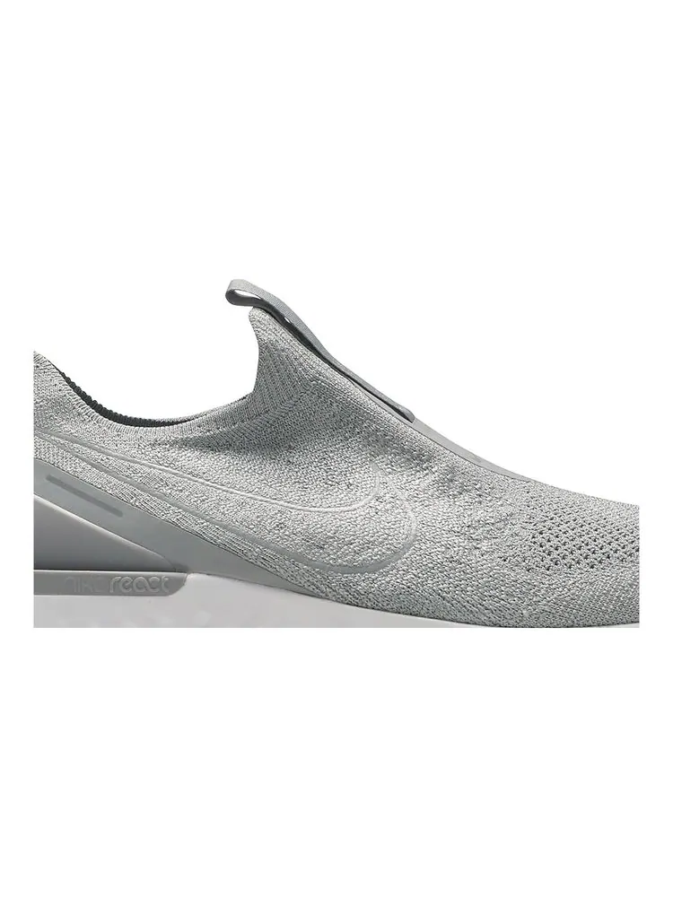 Кроссовки Epic Phantom React Flyknit 'Wolf Grey' — изображение 2 из 8, серый