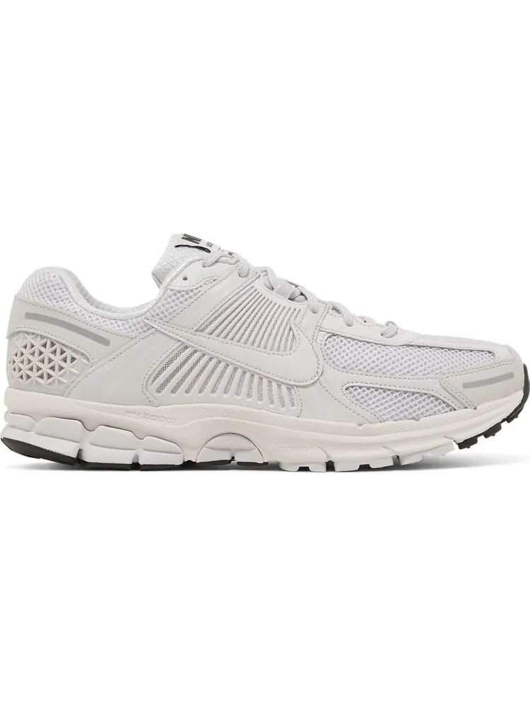 Кроссовки Nike Air Zoom Vomero 5 'Vast Grey' — изображение 1 из 4, серый