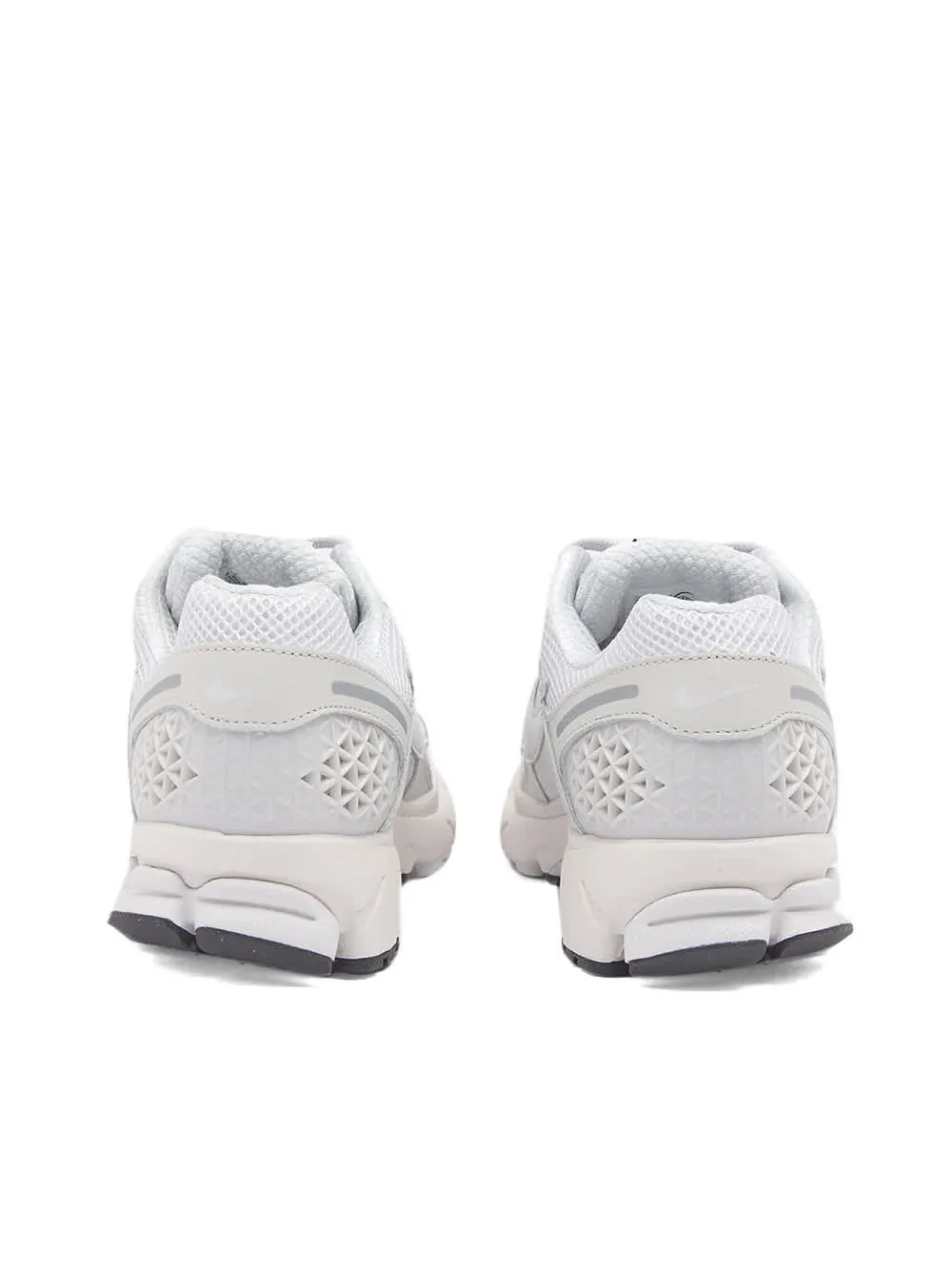 Кроссовки Nike Zoom Vomero 5 — изображение 3 из 6, серый