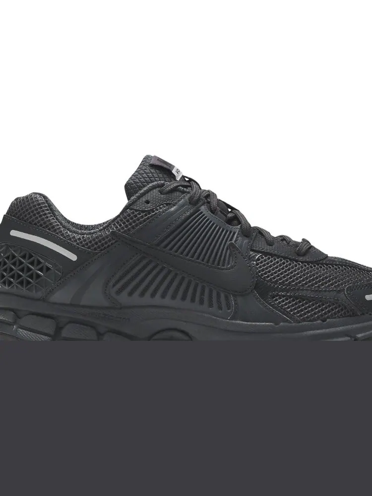 Кроссовки Nike Air Zoom Vomero 5 'Anthracite' — изображение 2 из 8, черный