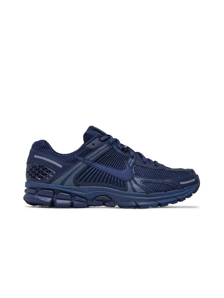 Кроссовки Air Zoom Vomero 5 'Midnight Navy' — изображение 1 из 8, темно-синий