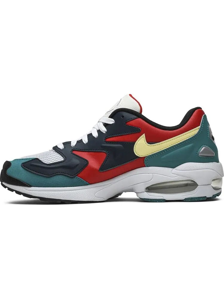 Кроссовки Nike Air Max 2 Light SP 'Red Navy Emerald' — изображение 3 из 8, красный