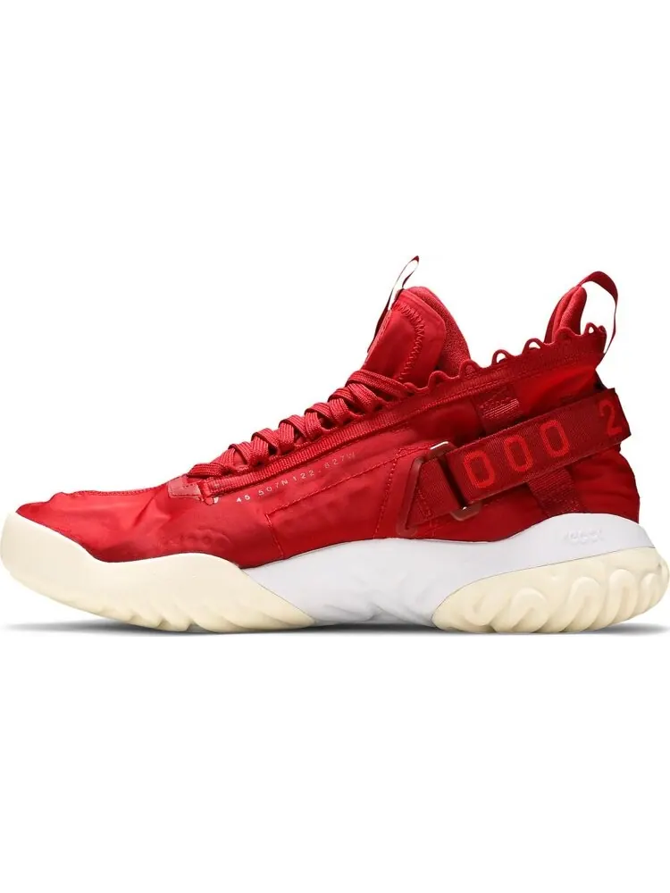 Кроссовки Jordan Proto React University Red — изображение 3 из 8, красный