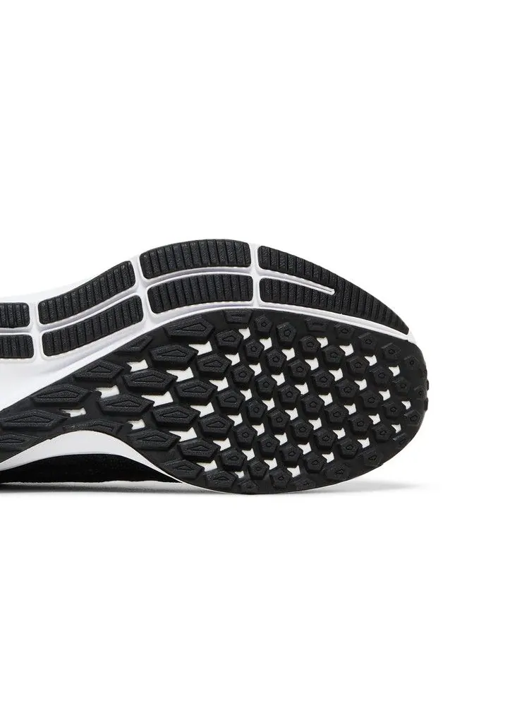 Кроссовки Nike Wmns Air Zoom Pegasus 36 TB 'Black White' — изображение 6 из 9, черный/белый/серый