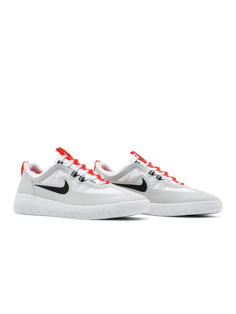 Кроссовки Nyjah Free 2 SB 'Neutral Grey Bright Crimson' — изображение 8 из 8, серый яркий