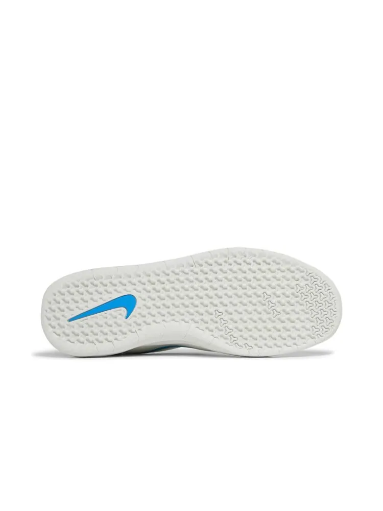 Кроссовки Nike Nyjah Free — изображение 4 из 4, белый