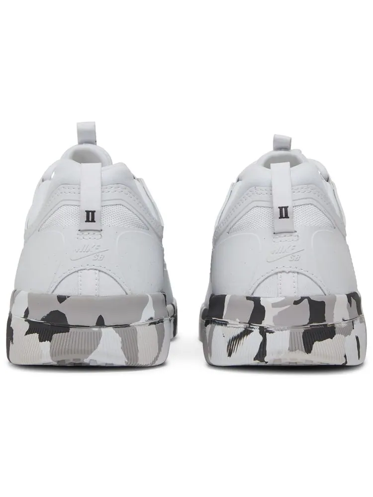 Кроссовки Nike Nyjah Free 2 SB 'White Grey Camo' — изображение 6 из 8, белый