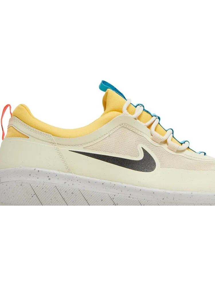 Кроссовки Nike Nyjah Free 2 SB 'Beach Topaz Gold' — изображение 2 из 8, оранжевый