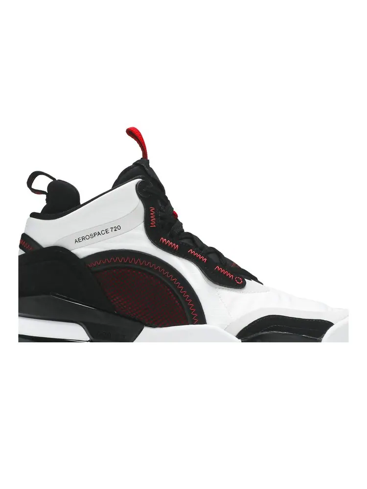 Кроссовки Jordan Aerospace 720 'White Black Gym Red' — изображение 2 из 8, белый черный красный
