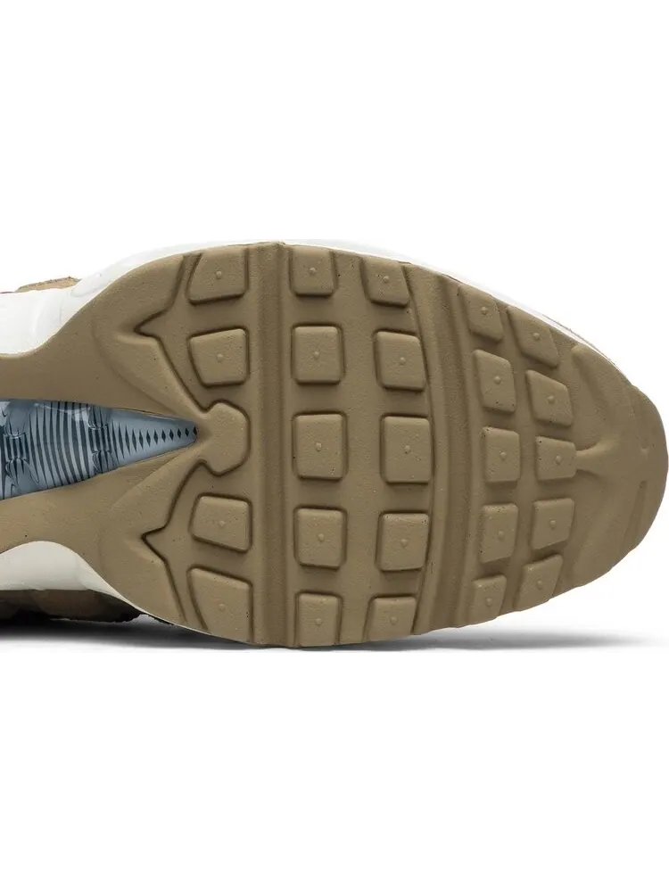 Кроссовки Nike Air Max 95 'Wild West' — изображение 5 из 8, загар