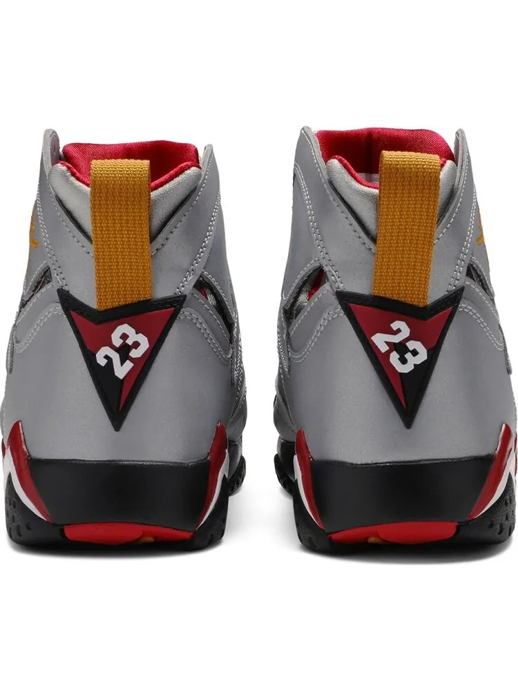Кроссовки Air Jordan 7 Retro SP Reflections Of A Champion — изображение 6 из 8, серебряный