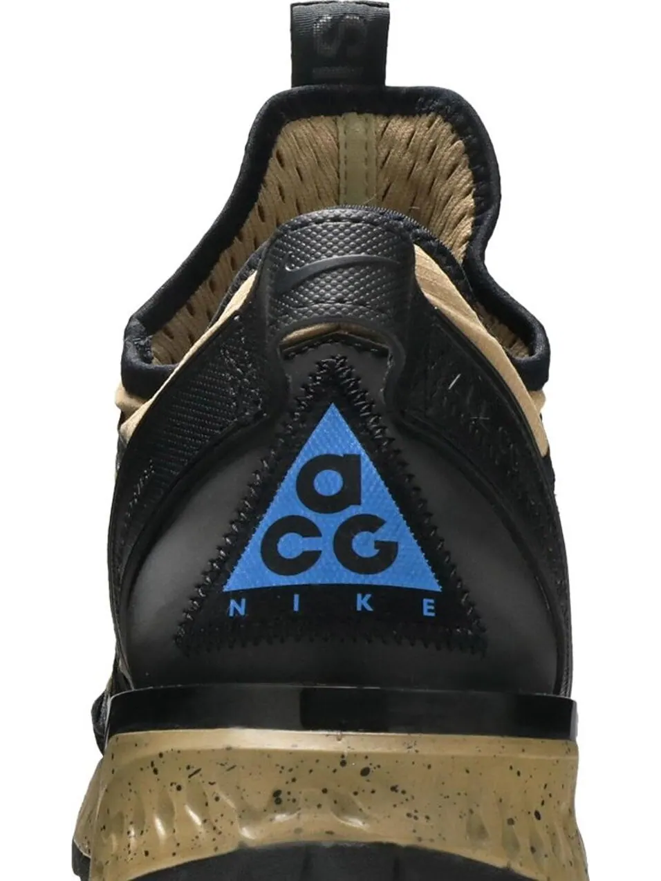 Кроссовки Nike React Terra Gobe ACG 'Parachute Beige' — изображение 7 из 8, золото