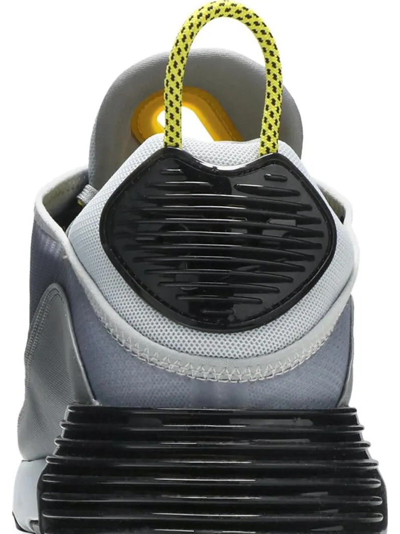 Кроссовки Nike Air Max 2090 'Wolf Grey' — изображение 7 из 8, серый