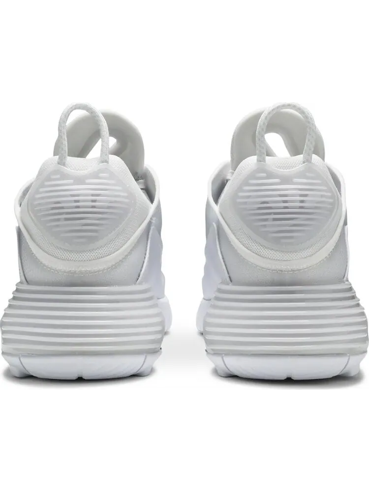 Кроссовки Nike Air Max 2090 'Triple White' — изображение 6 из 8, белый