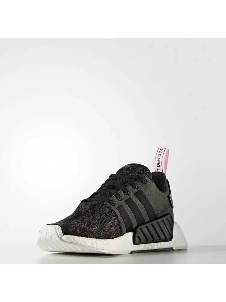 Кроссовки Adidas Wmns NMD_R2 'Core Black' — изображение 2 из 7, черный