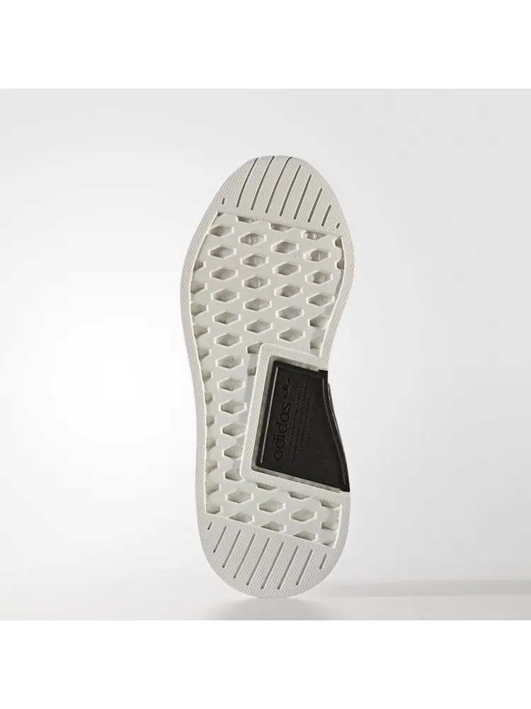 Кроссовки Adidas Wmns NMD_R2 'Core Black' — изображение 5 из 7, черный