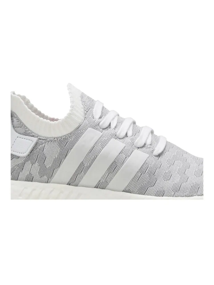 Кроссовки Adidas Wmns NMD_R2 Primeknit 'White Black Pink' — изображение 2 из 4, белый