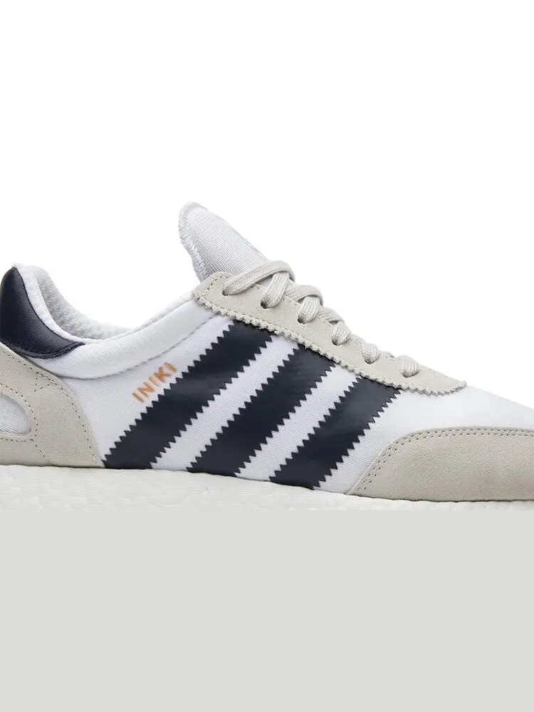 Кроссовки Adidas Iniki Runner 'Footwear White' — изображение 2 из 8, синий