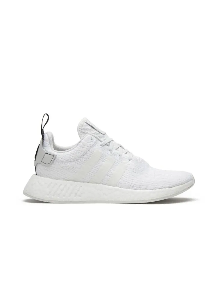 Кроссовки Adidas NMD_R2 'Crystal White' — изображение 1 из 4, белый