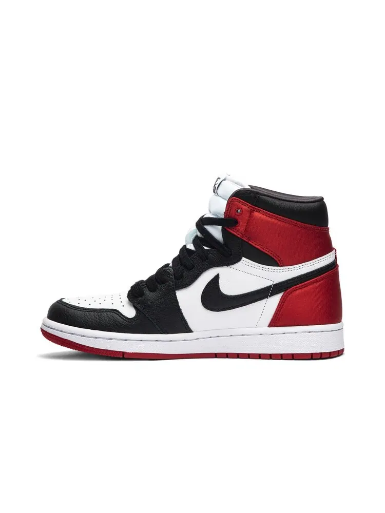 Кроссовки Air Jordan Wmns Air Jordan 1 Retro High 'Satin Black Toe' — изображение 3 из 4, красный