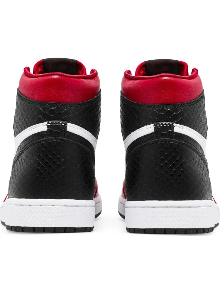 Кроссовки Wmns Air Jordan 1 Retro High OG Satin Red — изображение 6 из 8, красный
