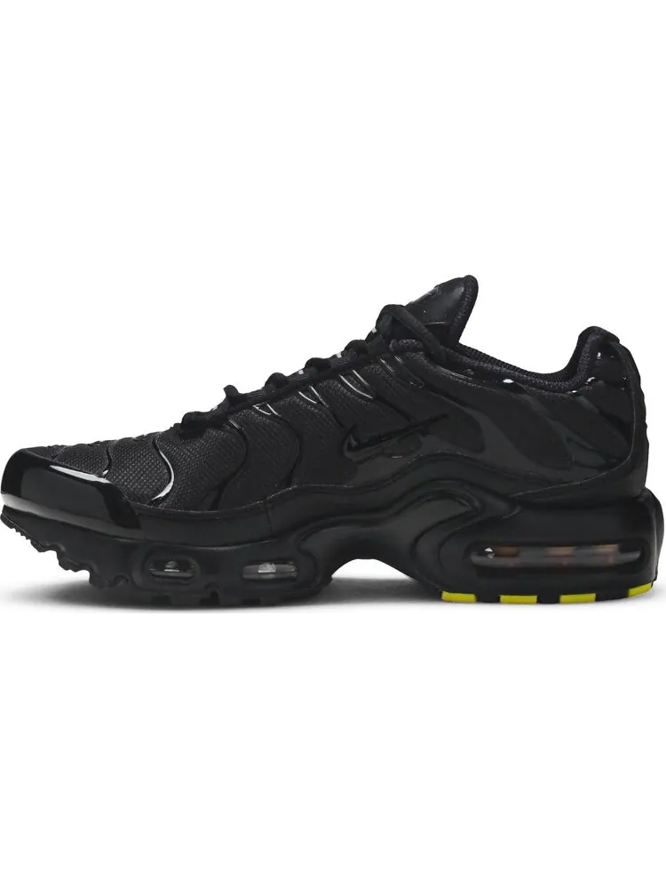 Кроссовки Nike Air Max Plus GS 'Triple Black' — изображение 3 из 8, черный