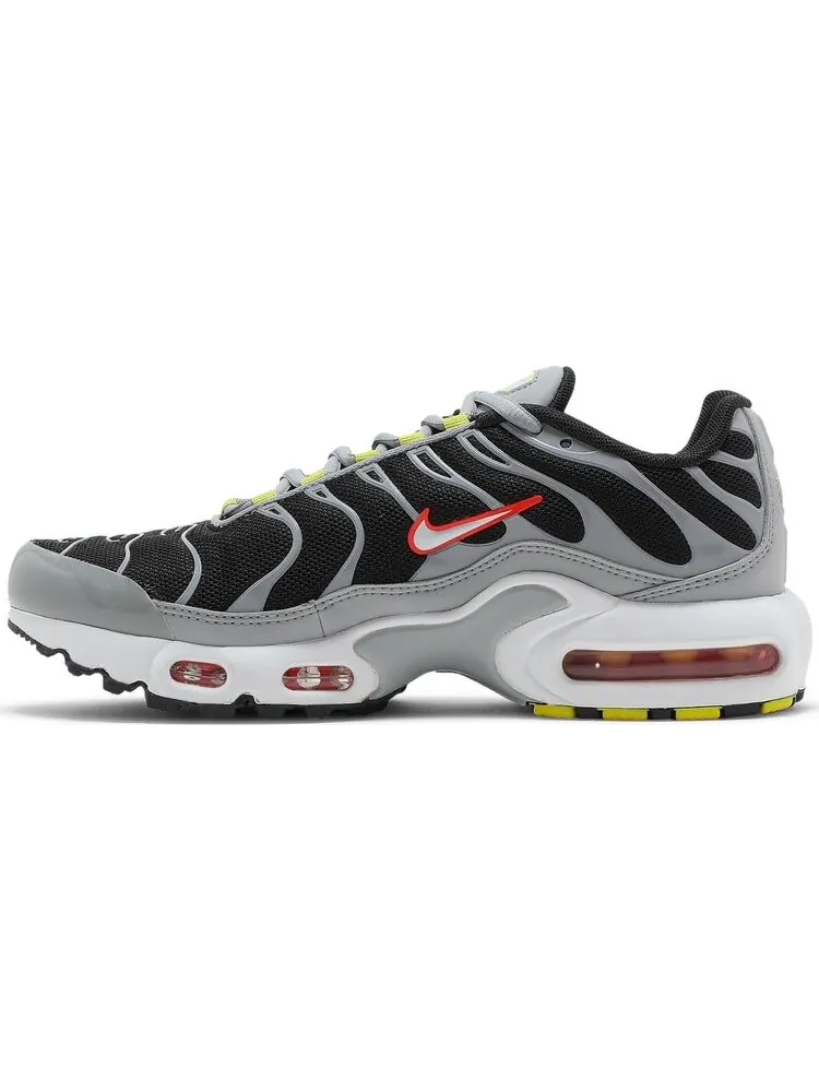 Кроссовки Nike Air Max Plus GS 'Dark Smoke Grey' — изображение 3 из 8, серый