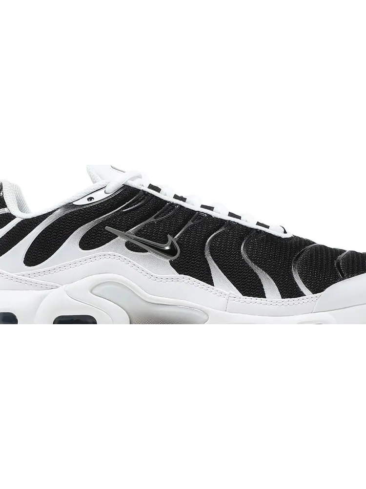 Кроссовки Nike Air Max Plus GS 'White Black' — изображение 2 из 8, белый