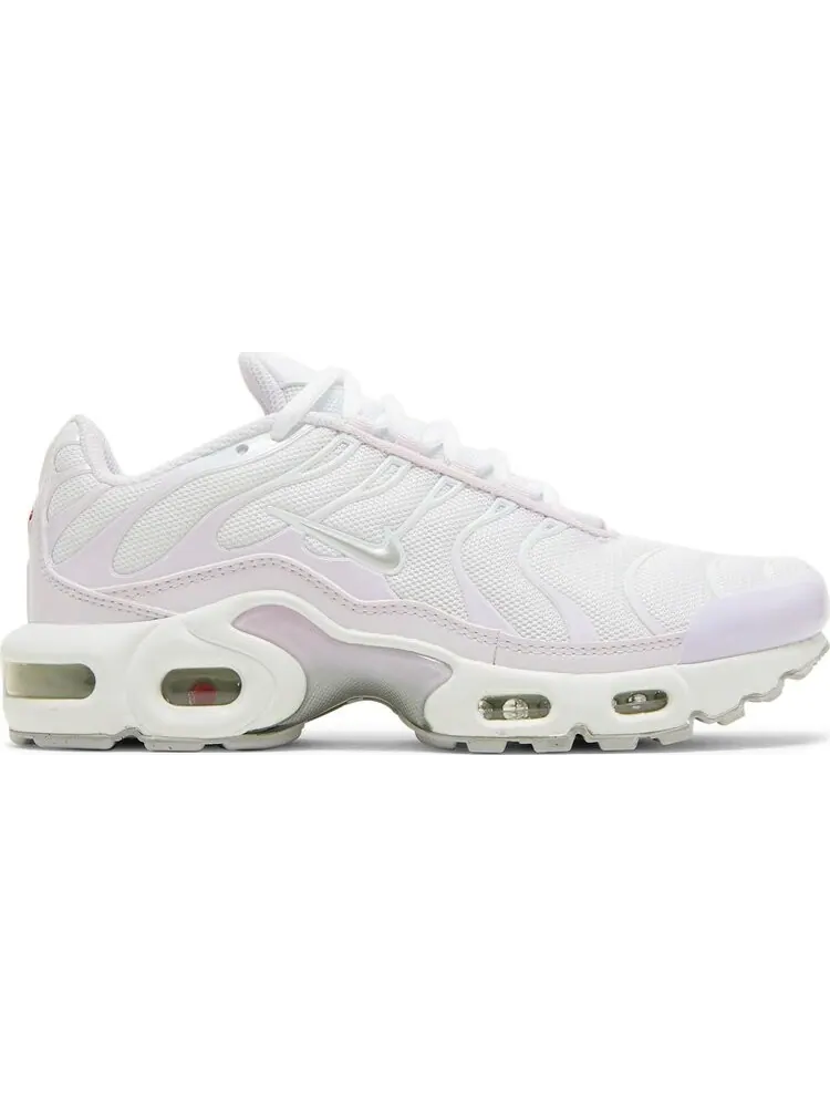 Кроссовки Nike Air Max Plus GS 'White Light Violet' — изображение 1 из 8, белый