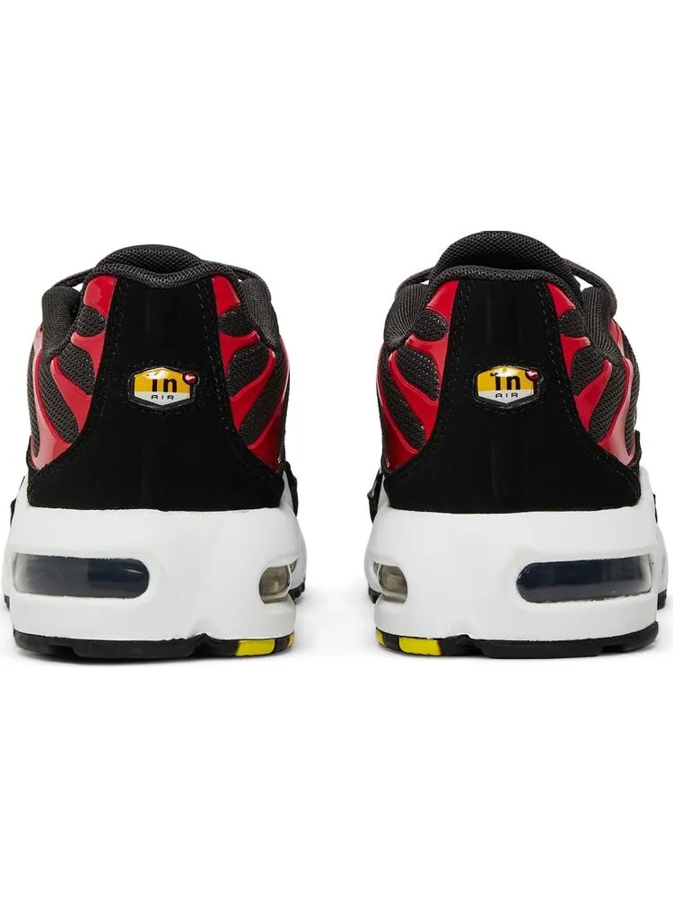 Кроссовки Nike Air Max Plus GS 'Medium Ash Siren Red' — изображение 6 из 7, серый