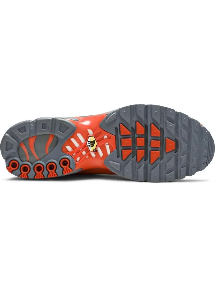 Кроссовки Nike Air Max Plus Deconstructed 'Total Orange' — изображение 4 из 8, оранжевый