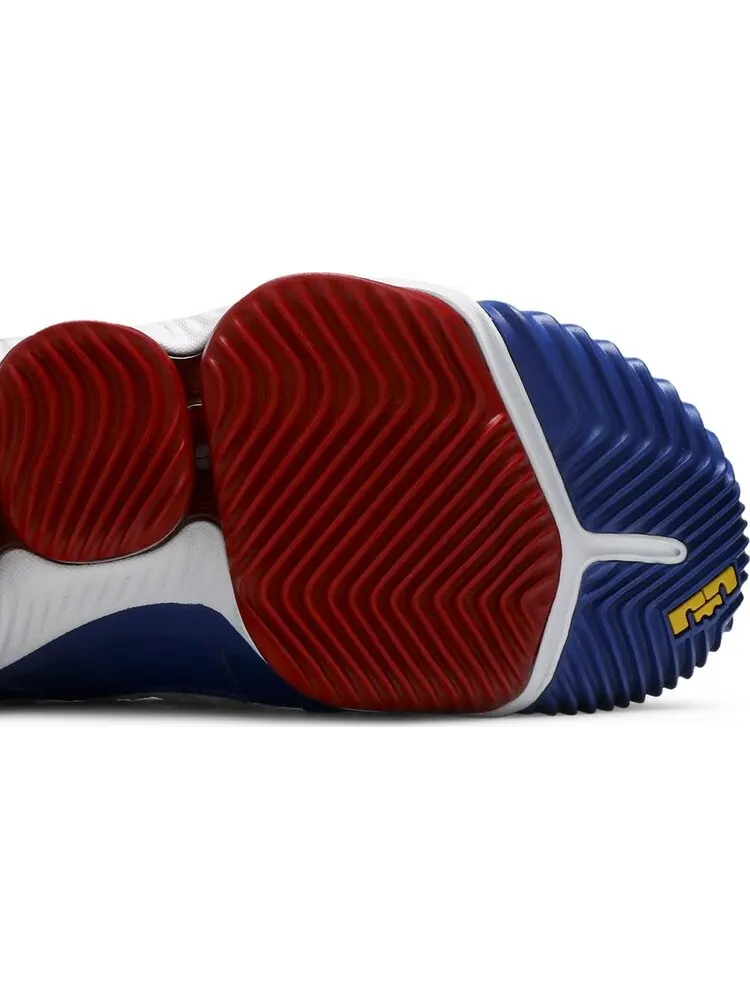 Кроссовки Nike LeBron 16 'SuperBron' — изображение 5 из 8, белый