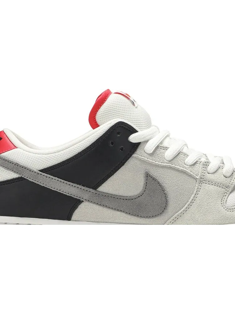 Кроссовки Nike Dunk Low SB 'AM90 Infrared' — изображение 2 из 8, белый